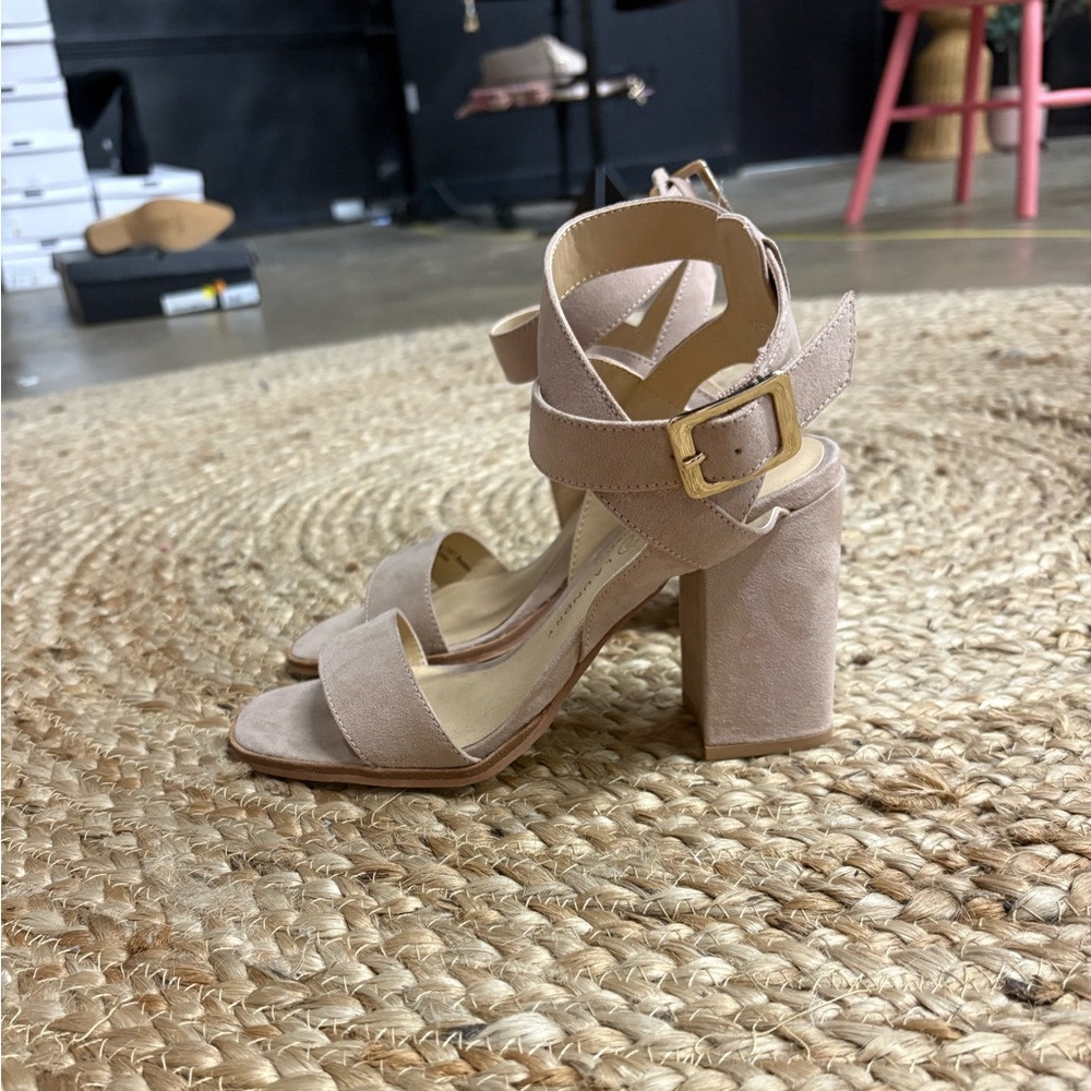 Chinese Laundry Nude Block Heel Sandals